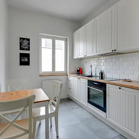 Na Monte Cassino W Centrum Sopotu By Grand * סופוט